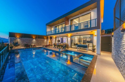 villas or villa